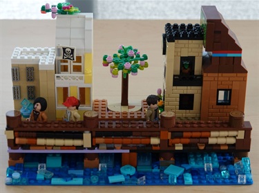 A LEGO Depiction of people walking on the Riverwalk